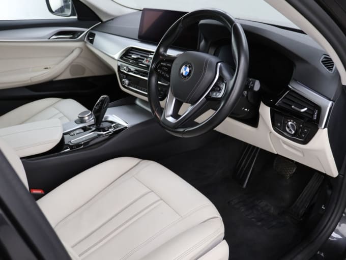 2025 BMW 5 Series