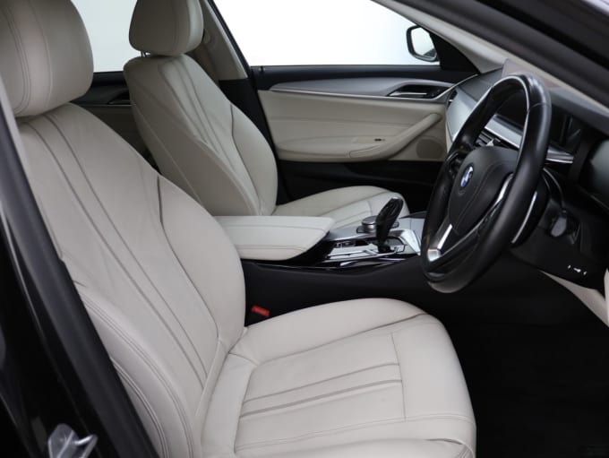 2025 BMW 5 Series