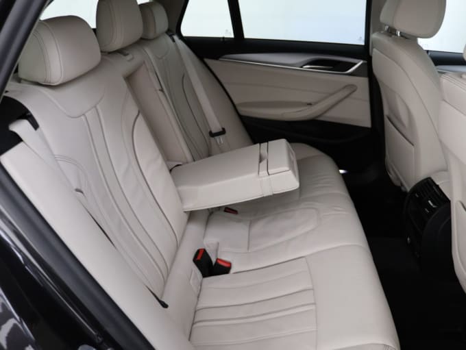 2025 BMW 5 Series