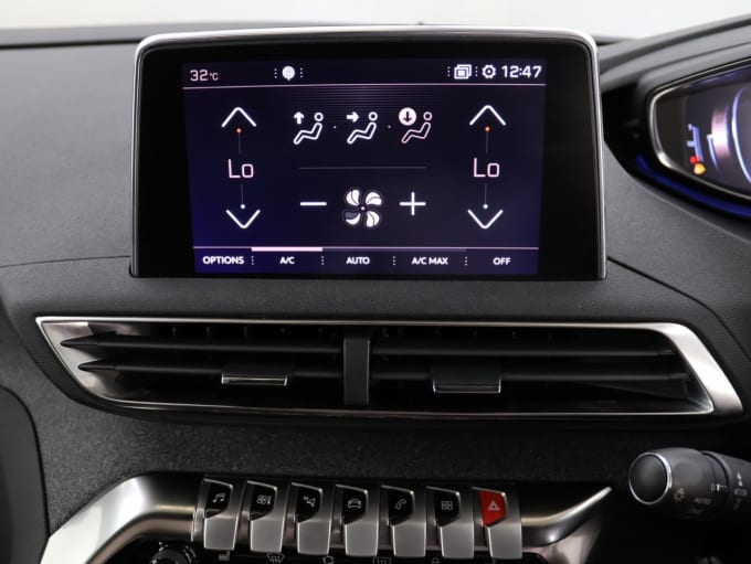 2020 Peugeot 3008
