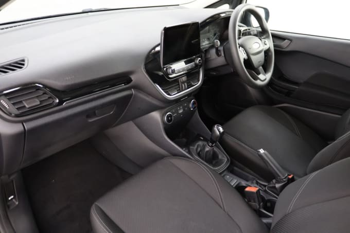2025 Ford Fiesta