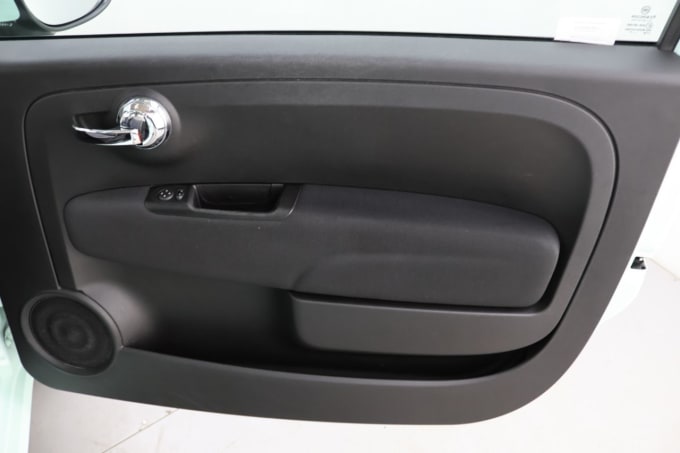 2025 Fiat 500