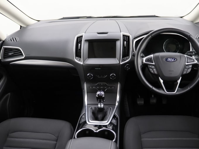 2025 Ford Galaxy