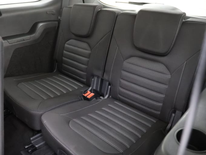 2025 Ford Galaxy