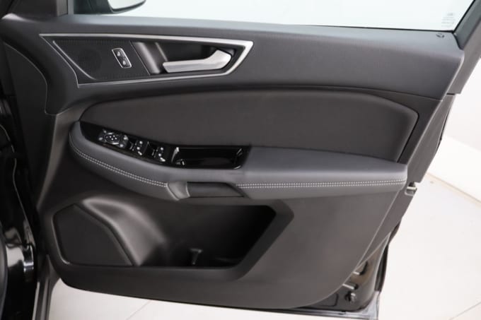 2025 Ford Galaxy