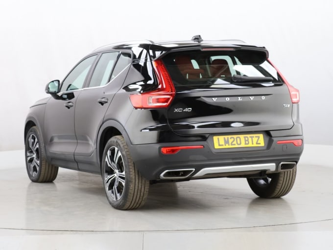2025 Volvo Xc40