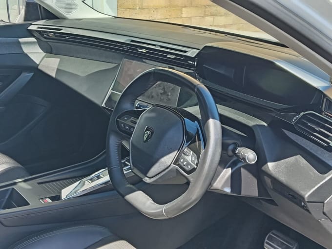 2025 Peugeot 308