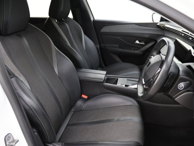 2025 Peugeot 308