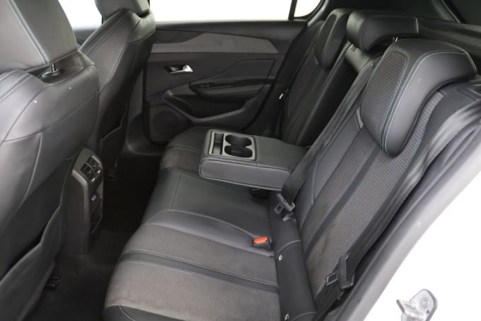 2025 Peugeot 308