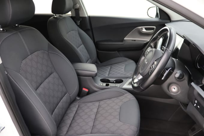 2025 Kia Niro