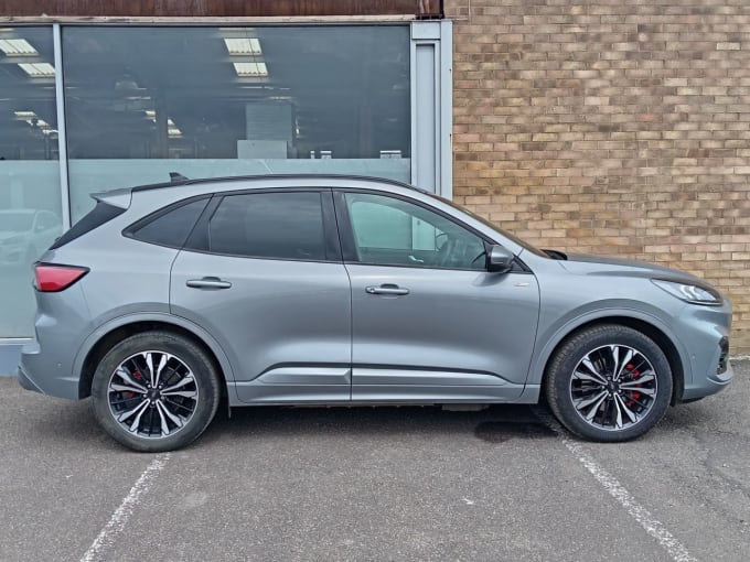 2025 Ford Kuga