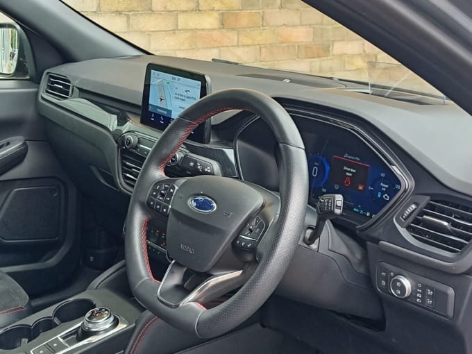 2025 Ford Kuga