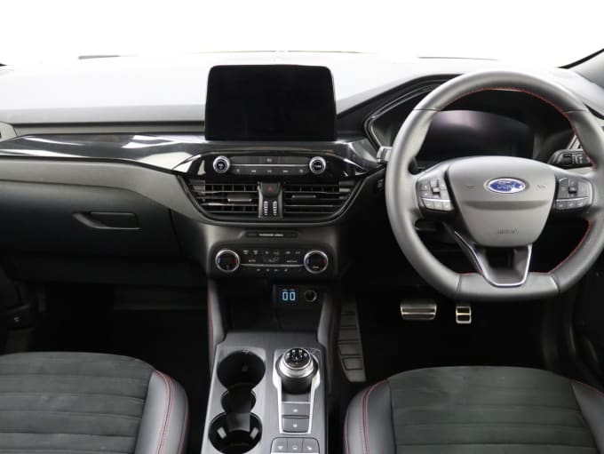 2025 Ford Kuga