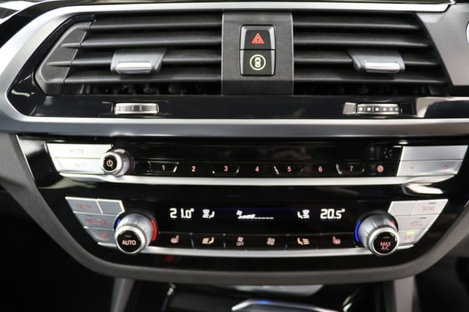 2025 BMW Ix3