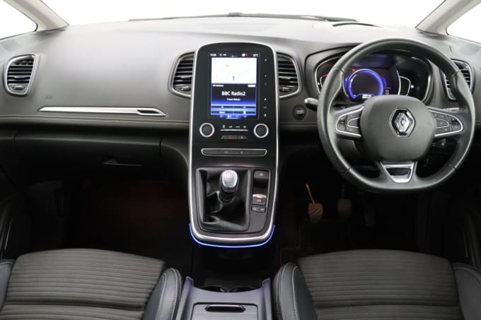 2025 Renault Grand Scenic