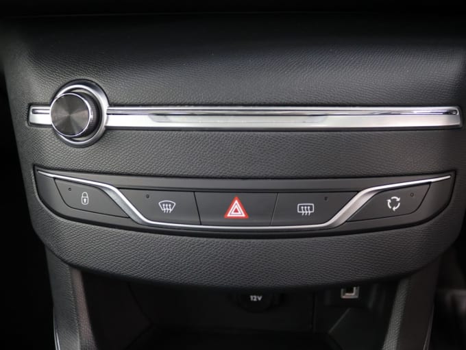 2025 Peugeot 308