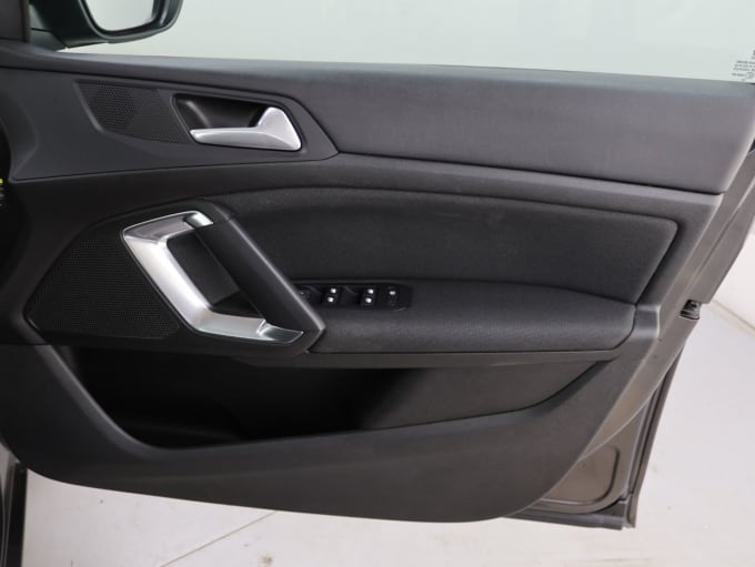 2025 Peugeot 308