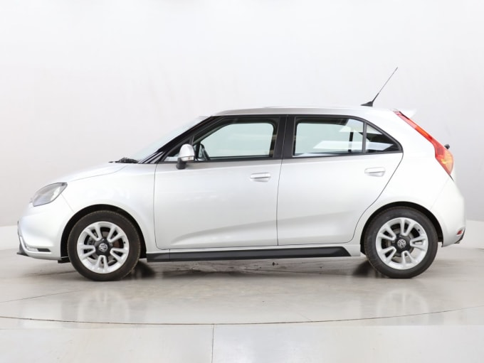 2025 Mg Mg3