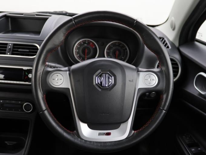 2025 Mg Mg3