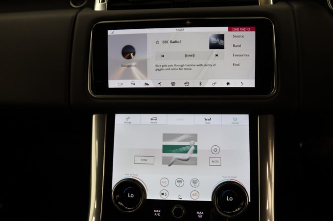 2025 Land Rover Range Rover Sport