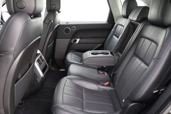2025 Land Rover Range Rover Sport