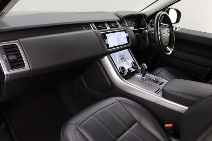 2025 Land Rover Range Rover Sport
