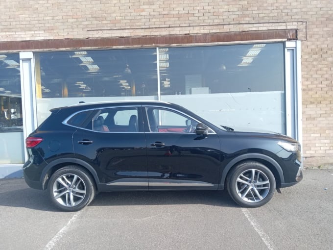2025 Mg Mg Hs
