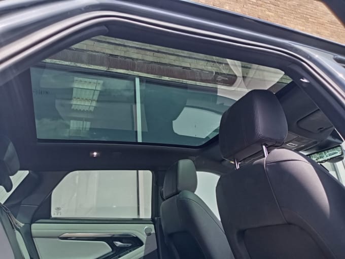2025 Land Rover Range Rover Evoque