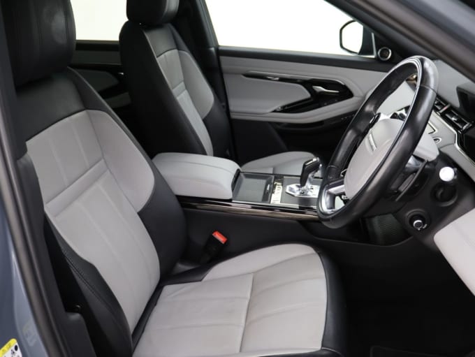 2025 Land Rover Range Rover Evoque