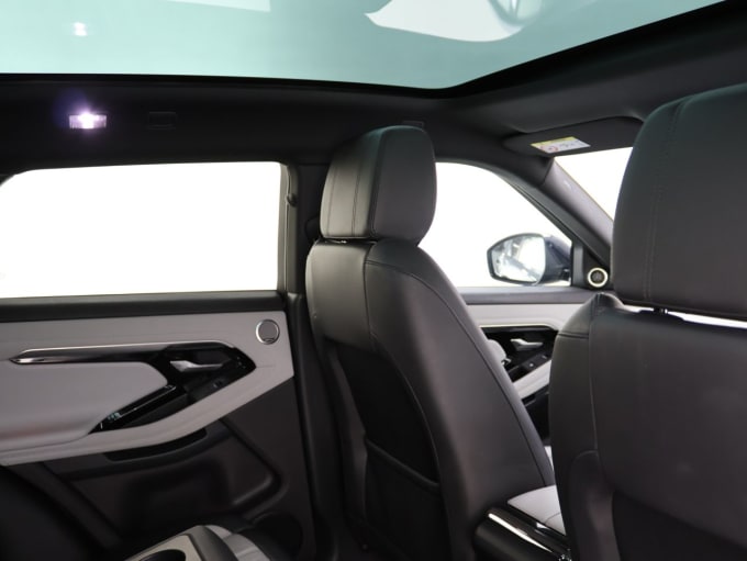 2025 Land Rover Range Rover Evoque