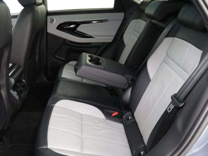 2025 Land Rover Range Rover Evoque