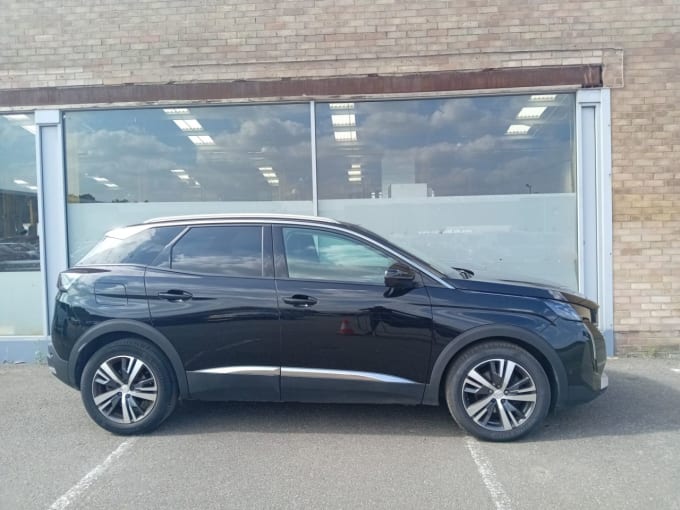 2025 Peugeot 3008