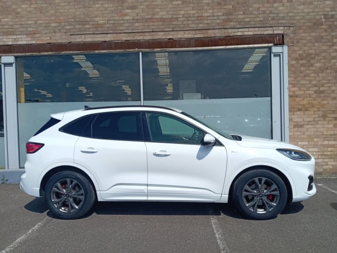 2025 Ford Kuga