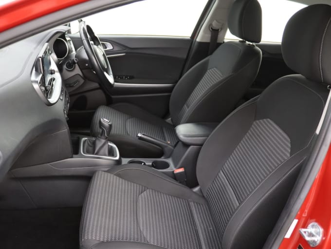 2025 Kia Xceed