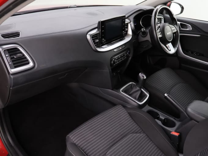 2025 Kia Xceed