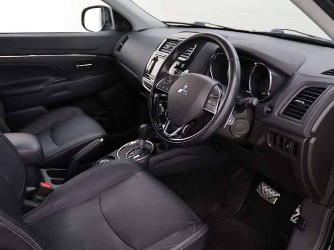 2025 Mitsubishi Asx