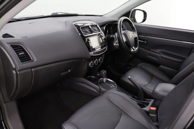 2025 Mitsubishi Asx