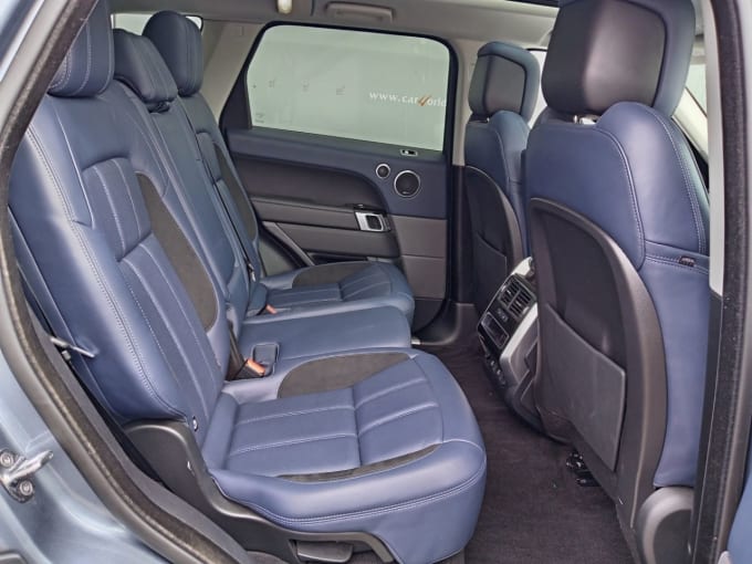 2025 Land Rover Range Rover Sport