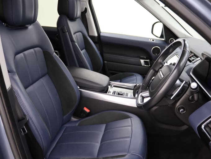 2025 Land Rover Range Rover Sport
