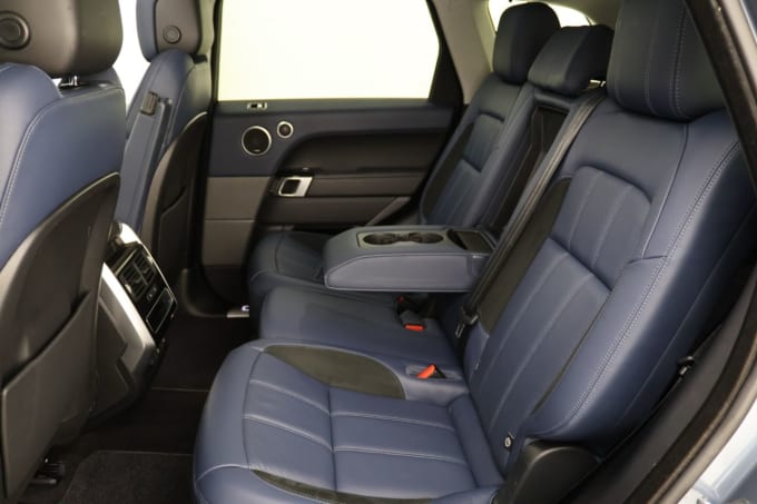 2025 Land Rover Range Rover Sport