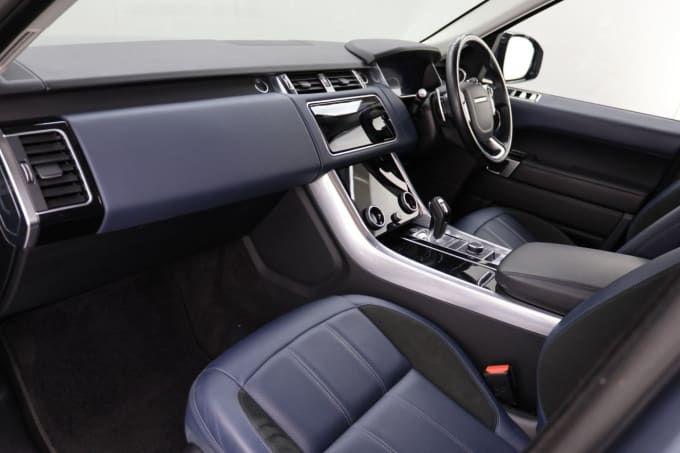 2025 Land Rover Range Rover Sport