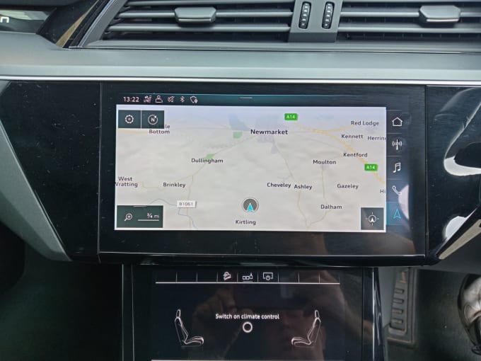 2025 Audi E-tron