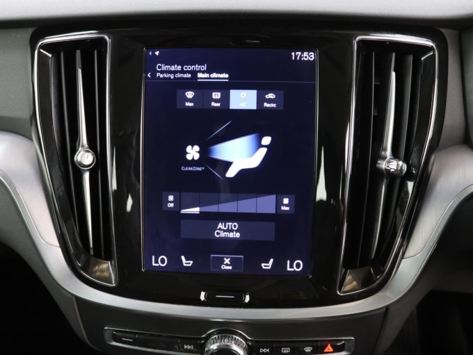 2025 Volvo V60