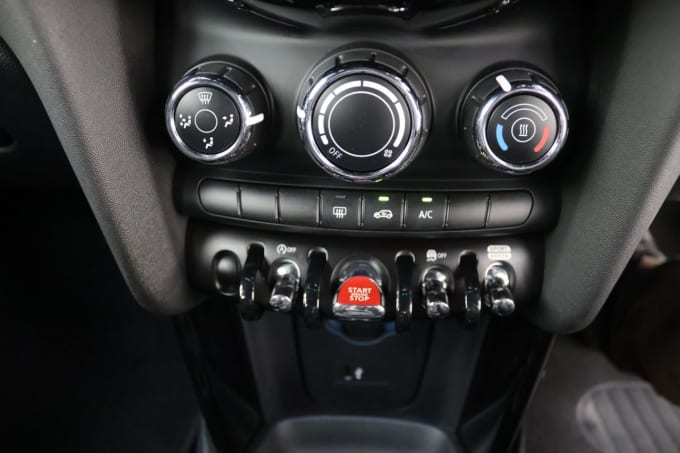 2025 Mini Hatch