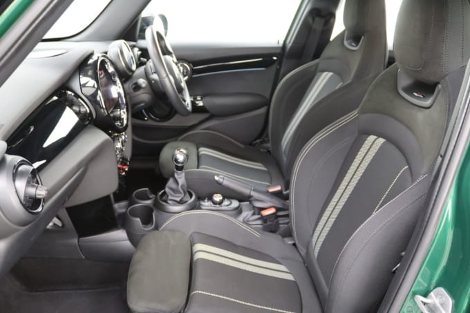 2025 Mini Hatch