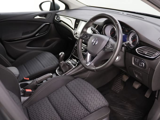 2025 Vauxhall Astra