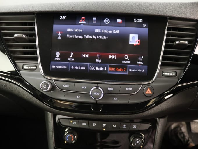 2025 Vauxhall Astra