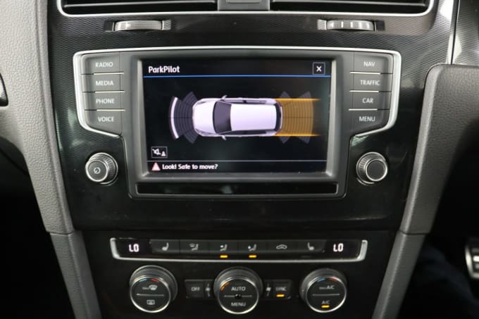 2016 Volkswagen Golf