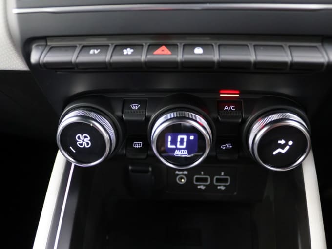 2025 Renault Clio