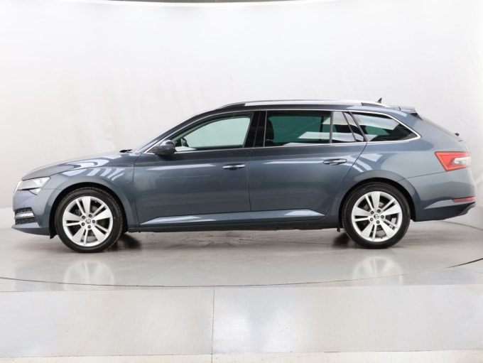2025 Skoda Superb